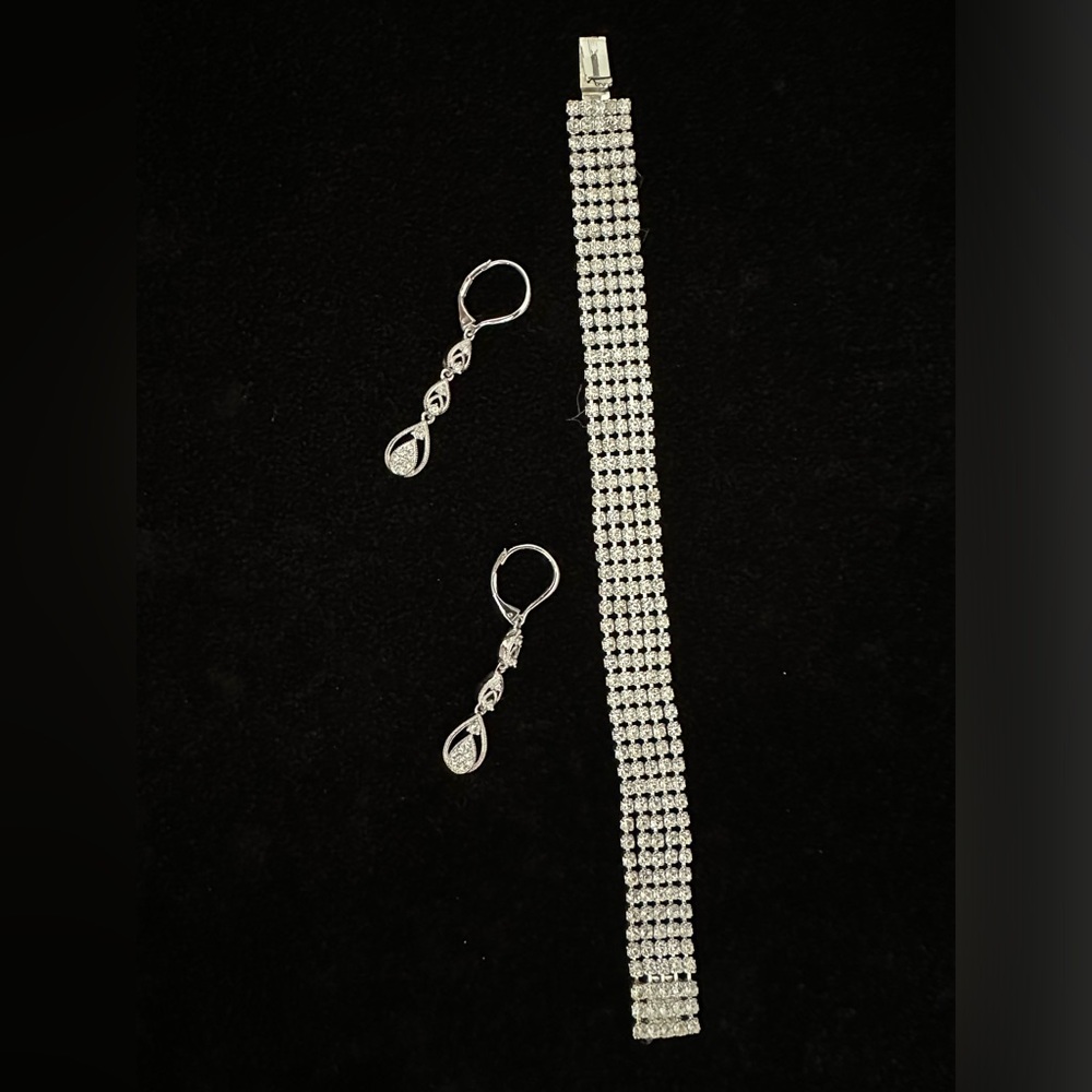 Rhinestone and Silver Set - Drop Earrings and Bracelet, Dazzling and EUC!